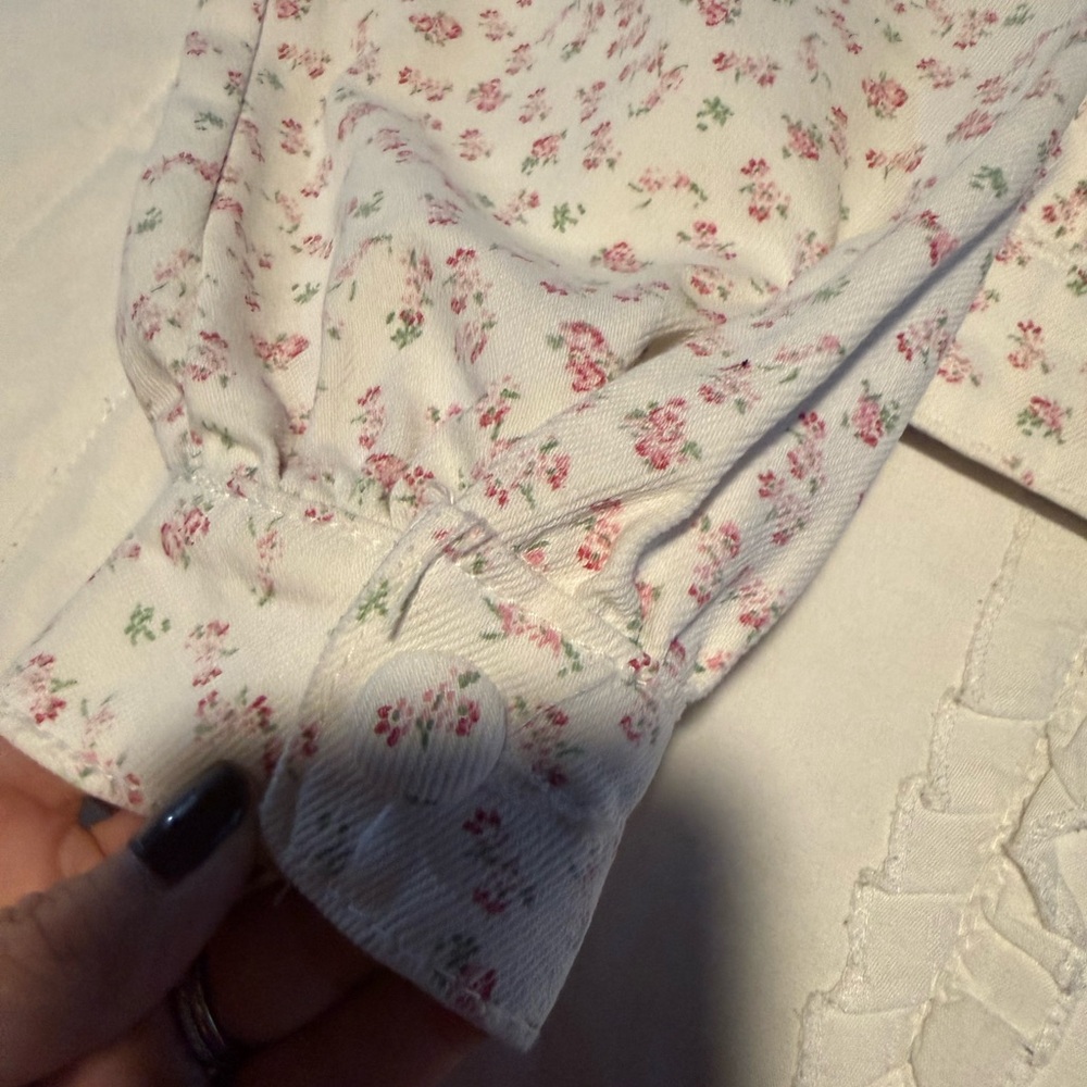 Blank NYC Cropped Floral Denim Jacket - Cream with Pink Print - Picture 7 of 10